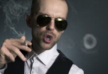 Successful but unbearable? What does the dark triad of personality reveal about professional success? successful