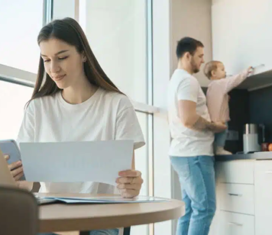 Parental leave on your CV: Forget the career tips and live your life. Parental Leave on your cv