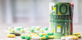 Enduring a lousy job: When a good salary turns into compensation for pain and suffering? Job and salary