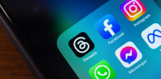 Elon Musk and WhatsApp boss argue about Messenger’s privacy. Elon Musk and WhatsApp boss argue about messenger’s privacy.