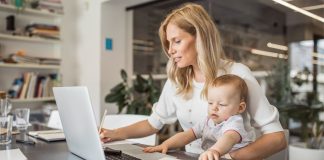Mom, boss and everyday heroine: 5 tips on how to manage the balancing act between diapers and business meetings.? mompreneurs